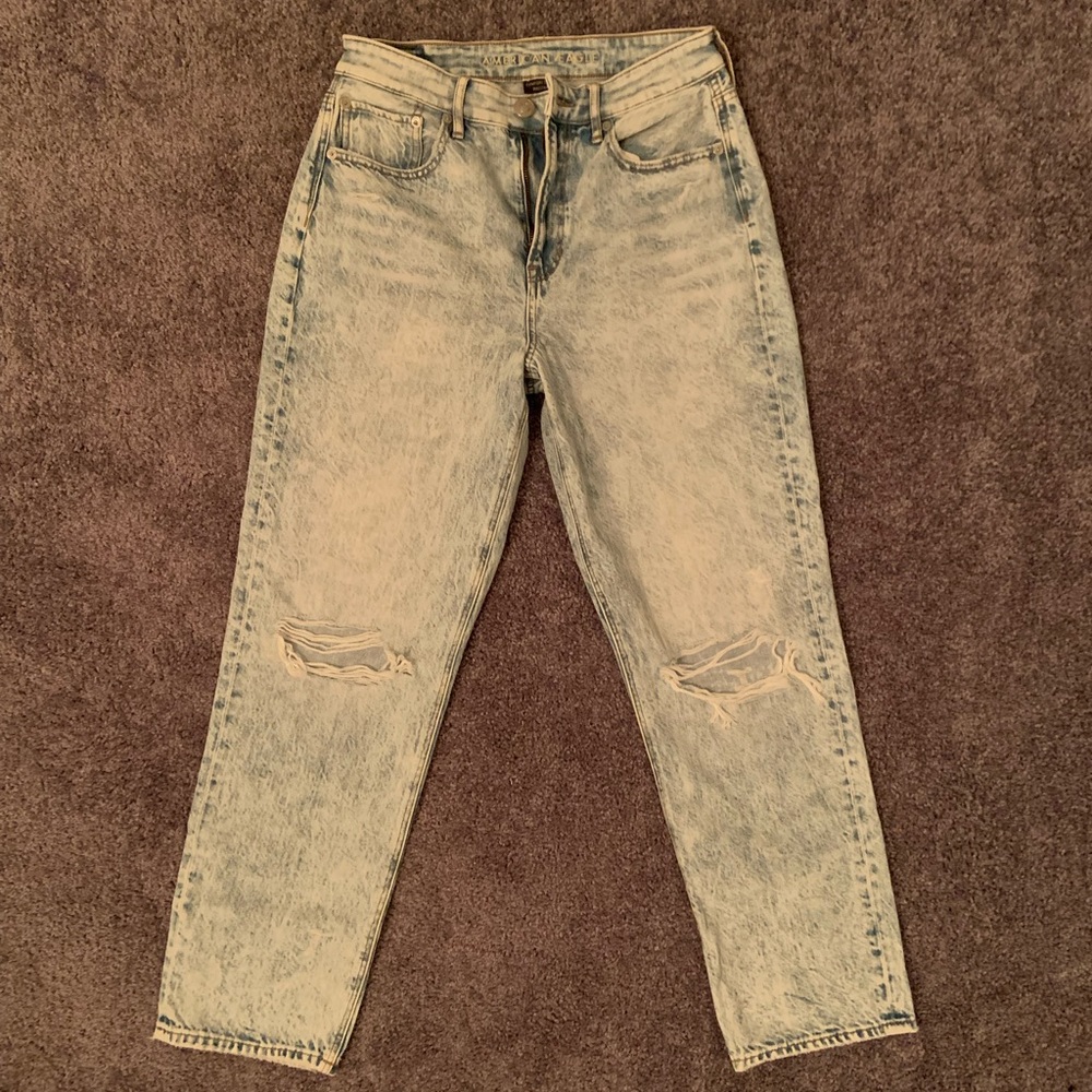 AE Ripped '90s Boyfriend Jeans